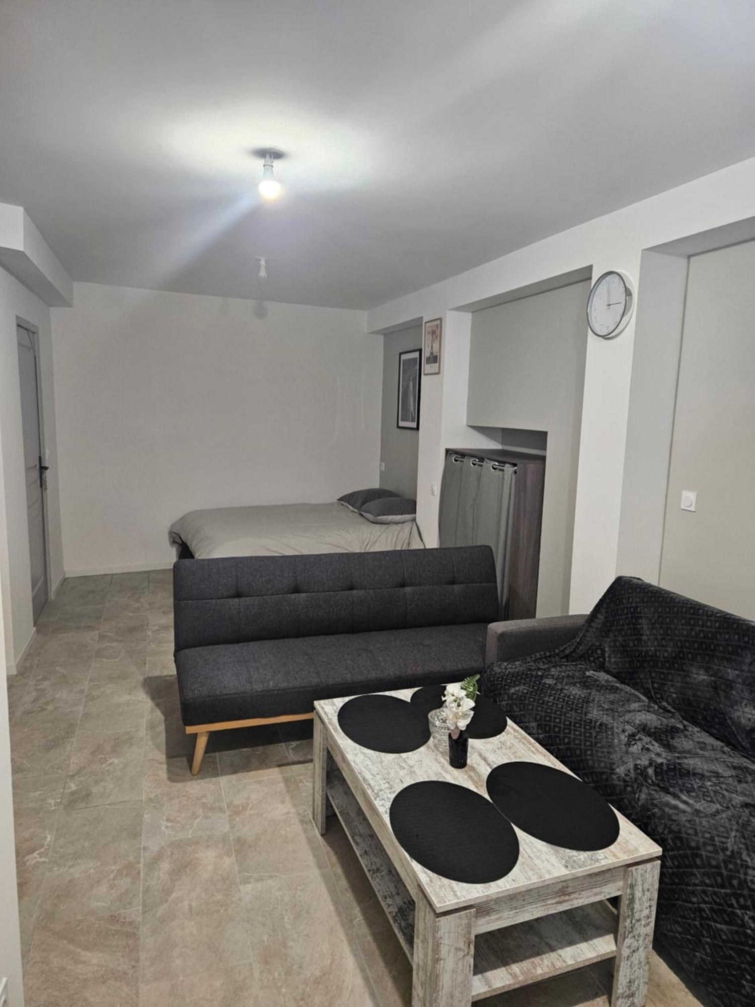 Appartement Moderne Et Sympa Béziers Esterno foto